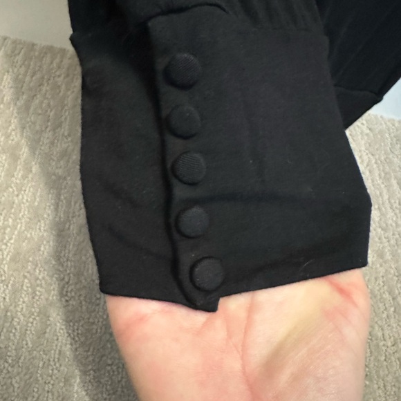 Kische Black Short Sleeve Top - Picture 5 of 5